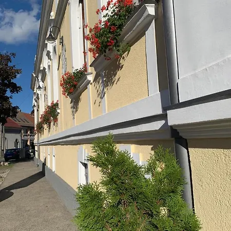 Frühstückspension Tinodi Fogado Sárvár