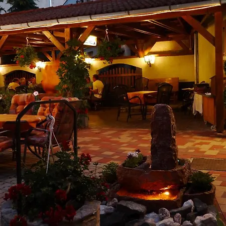 Tinodi Fogado Bed & Breakfast 3*