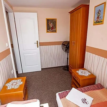 Tinodi Fogado Oda ve Kahvaltı Sárvár