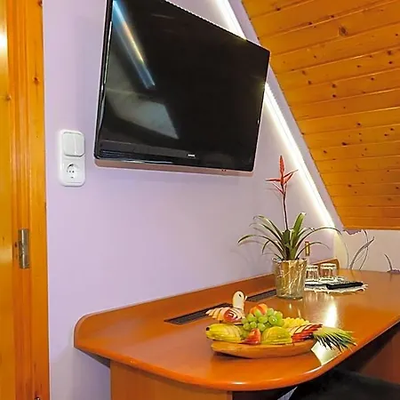 Bed and Breakfast Tinodi Fogado 3*