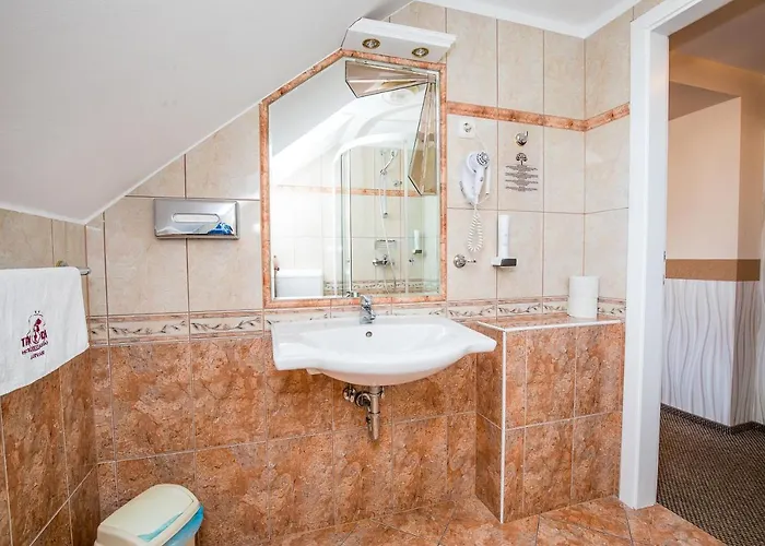 Tinodi Fogado Bed & Breakfast